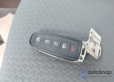 2019 Ford Escape Se from USA, damaged, VIN 1FMCU0GDXKUA09967